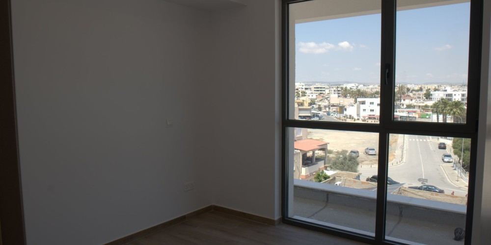2-bedroom apartments in the center of Larnaca — photo 9