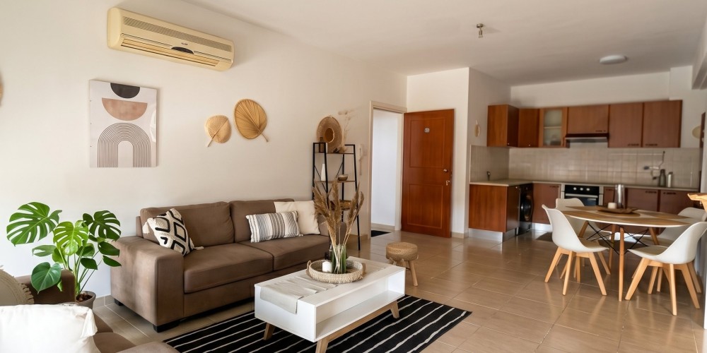 2-bedroom apartment with spacious verandas in Geroskipou, Paphos — photo 3