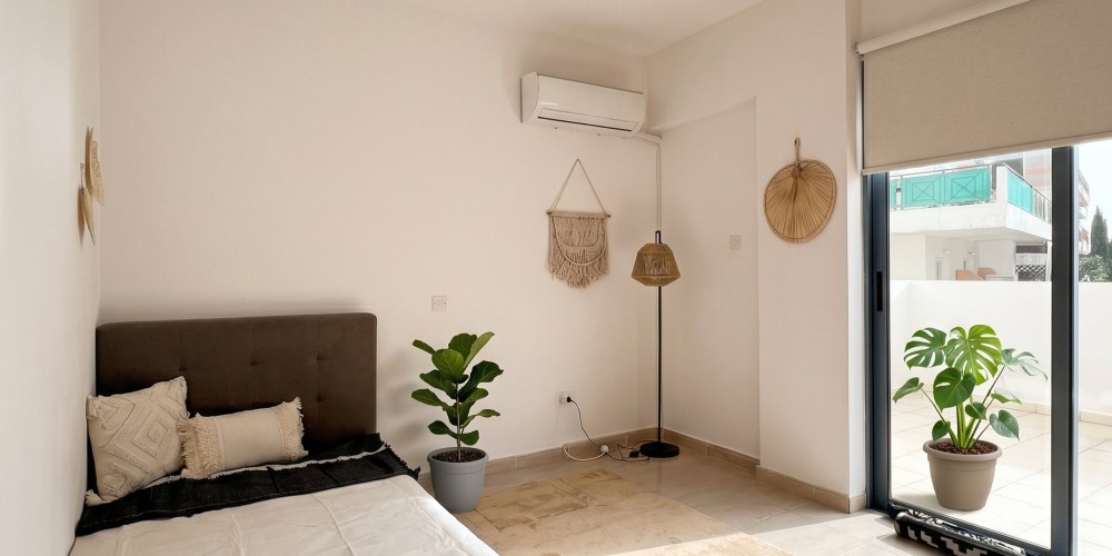 2-bedroom apartment with spacious verandas in Geroskipou, Paphos — photo 6