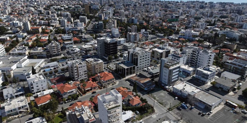 2-bedroom apartments with underfloor heating, fully equipped, in Limassol — photo 5