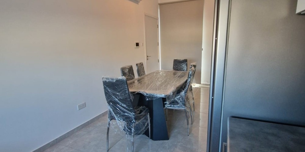 2-bedroom fully furnished apartment with a large balcony in the centre of Larnaca — photo 33