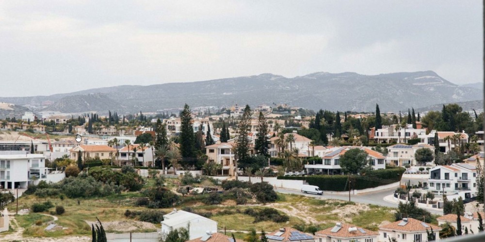 Three-bedroom apartment with a large covered veranda and panoramic views in Cineplex, Limassol — photo 2
