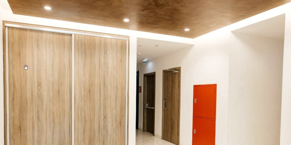 Three-bedroom apartment with a large covered veranda and panoramic views in Cineplex, Limassol — photo 21