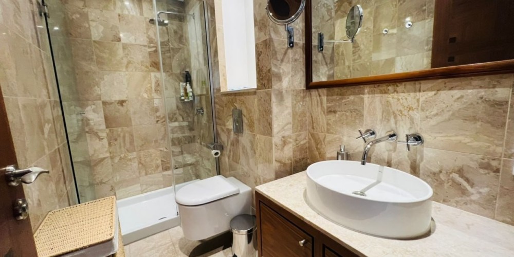 3-bedroom duplex apartment on the first sea line in St. Raphael, Limassol — photo 19