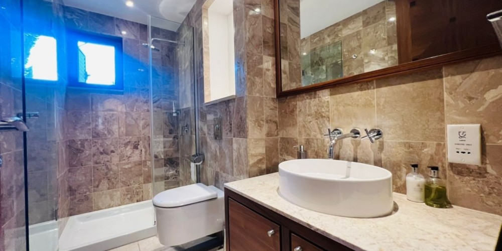 3-bedroom duplex apartment on the first sea line in St. Raphael, Limassol — photo 21