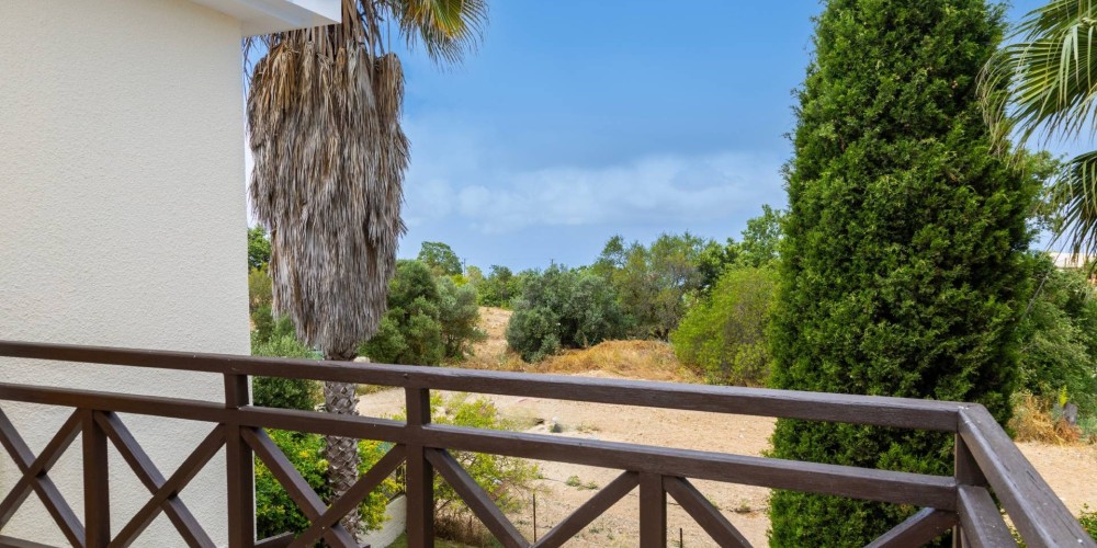 Two-storey villa with panoramic sea and mountain views in Koili, Paphos — photo 4