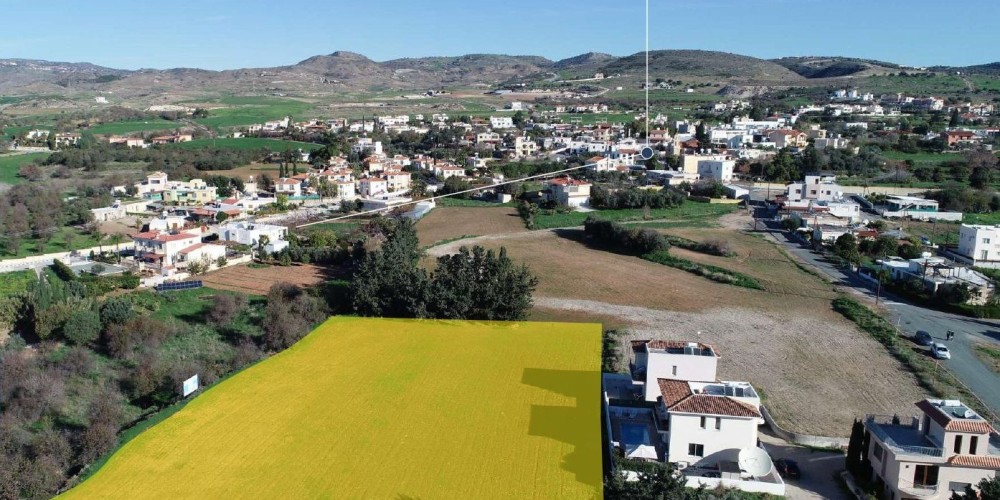 Building plot in a quiet village near the Paphos airport in Anarita, Paphos — photo 2
