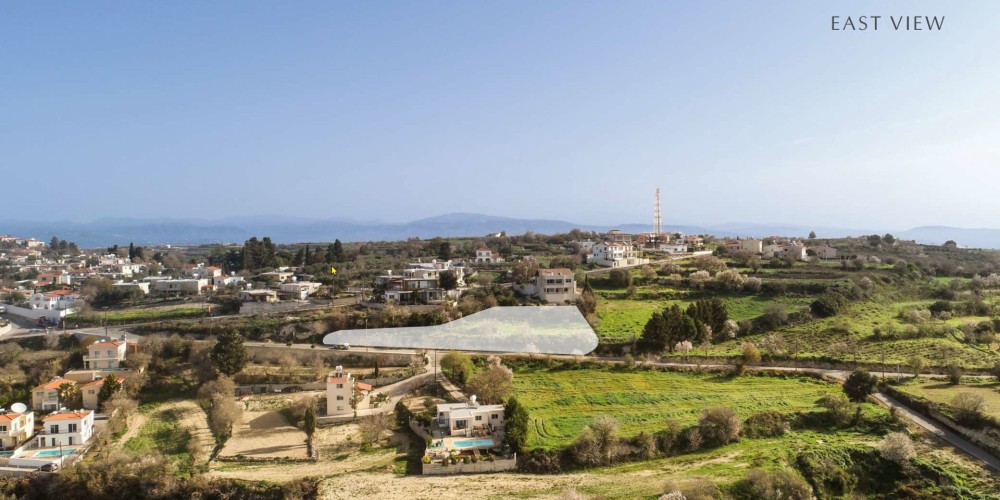 Building plot next to an 18-hole golf course in Tsada, Paphos — photo 1