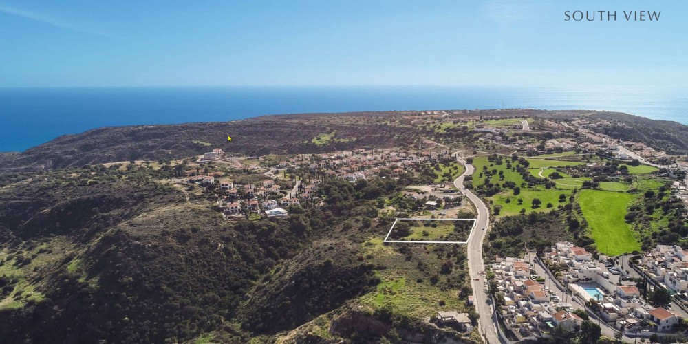 Elevated plot with panoramic bay views in Pissouri, Limassol — photo 6