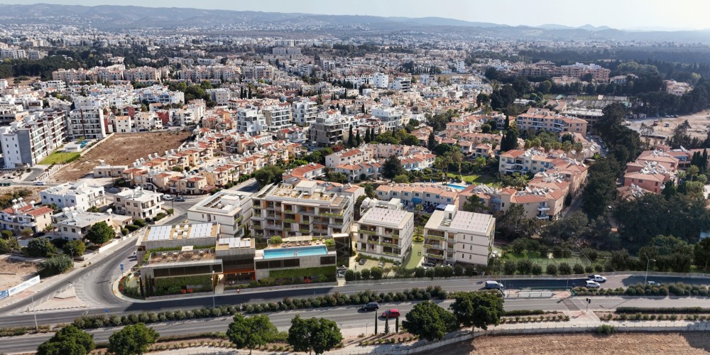 Apartments in a mixed-use complex with pools and spa in Universal, Paphos — photo 20