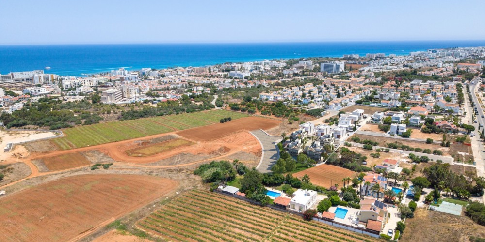 Villas with sea views and private pools in Pernera, Protaras — photo 33