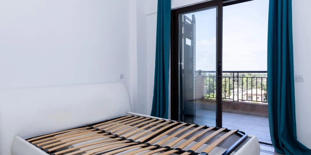 2-bedroom apartment in a gated complex with concierge service in Universal, Paphos — photo 2