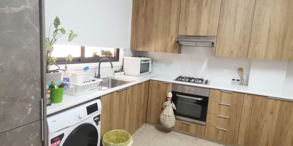 3-bedroom bungalow close to all amenities in the port area, Larnaca — photo 9