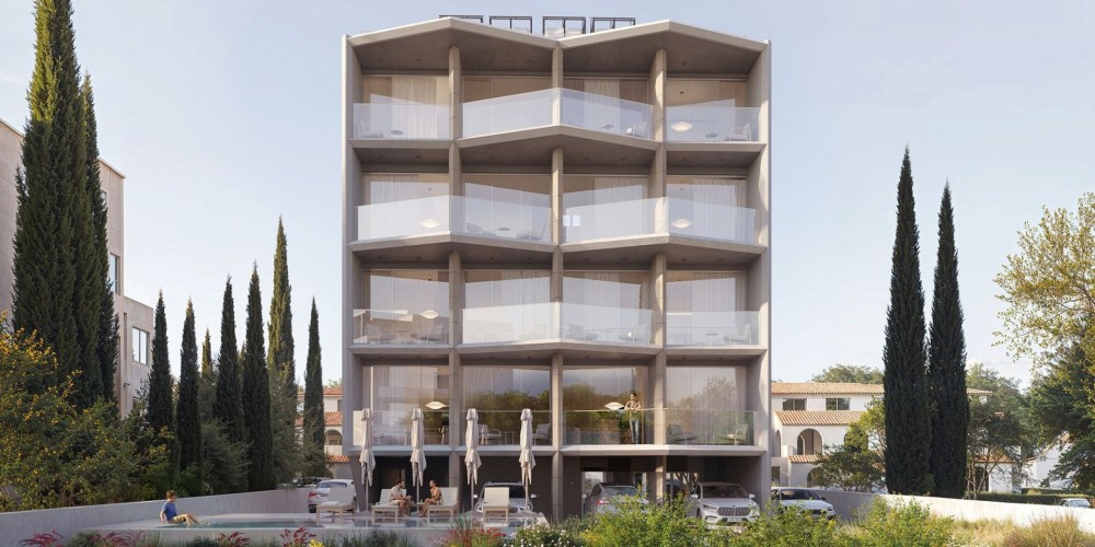 A complex with a communal outdoor swimming pool and a landscaped recreation area in Paphos (500 meters to the beach) — photo 1