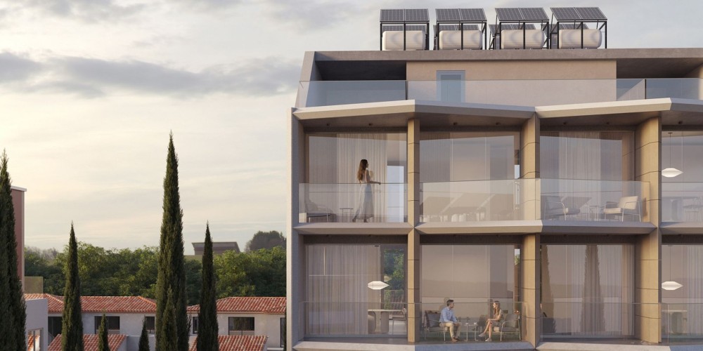 A complex with a communal outdoor swimming pool and a landscaped recreation area in Paphos (500 meters to the beach) — photo 4