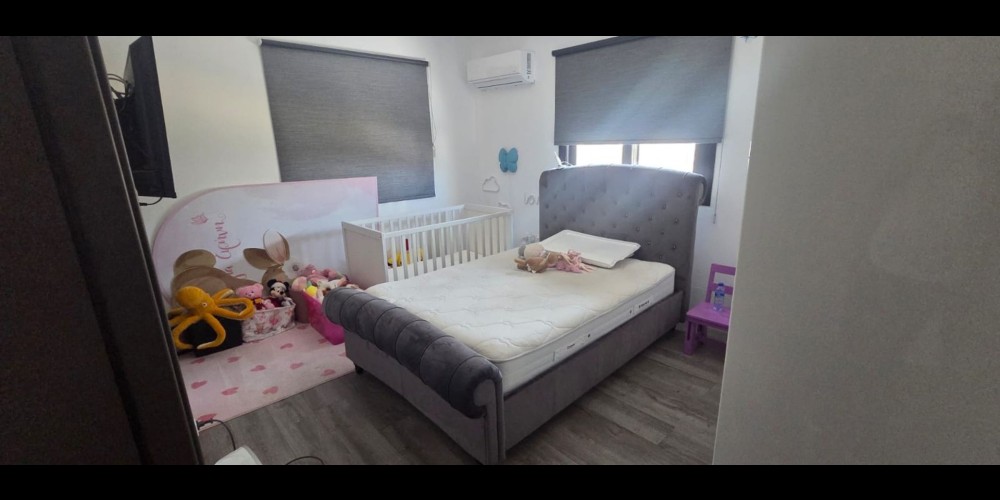 Fully renovated 4-bedroom family home with swimming pool in Oroklini, Larnaca — photo 4